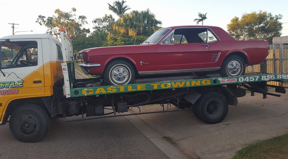 Logo of Castle Towing