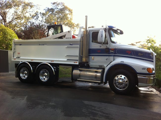 Gary Tueno Tracked Loader & Tipper Services featured image