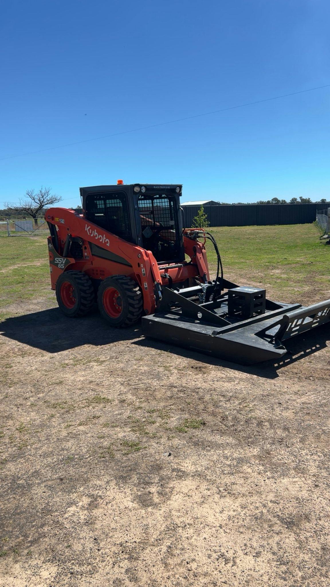 Logo of Rawhide Contracting