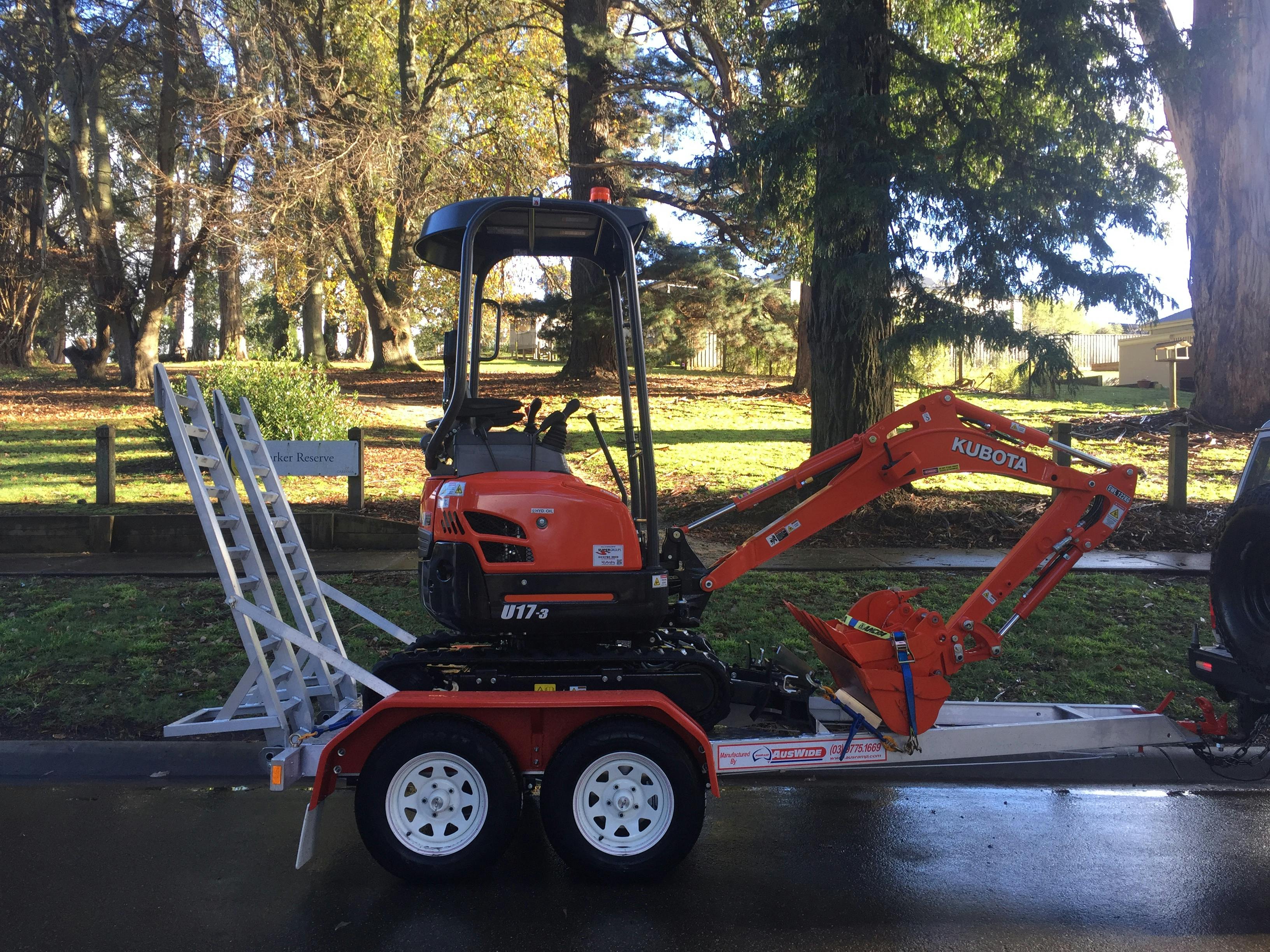 Logo of Movin dirt excavation