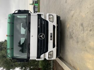 Logo of Jhutti & sangha Pty Ltd