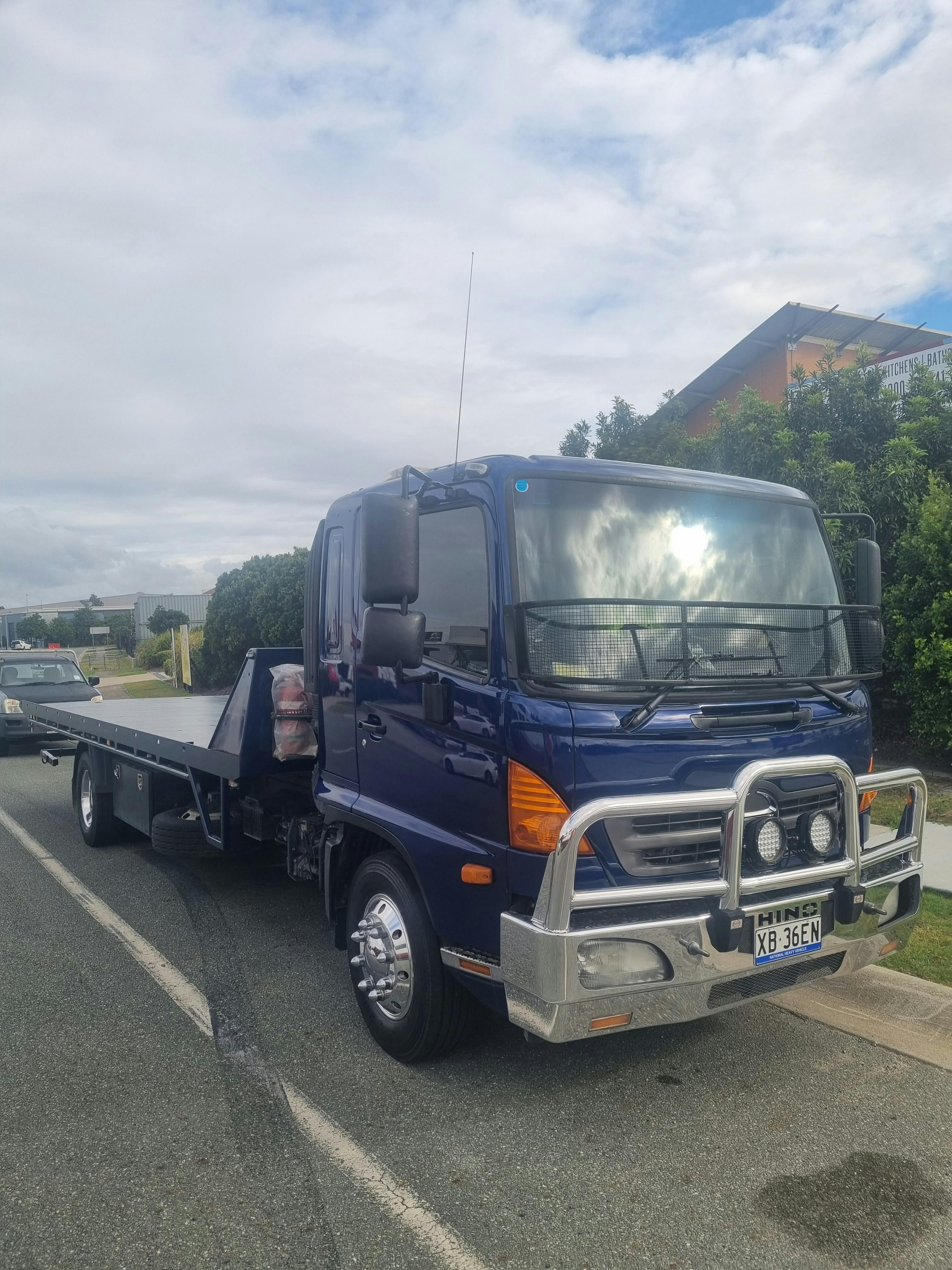 Logo of Brendan Field Towing pty Ltd