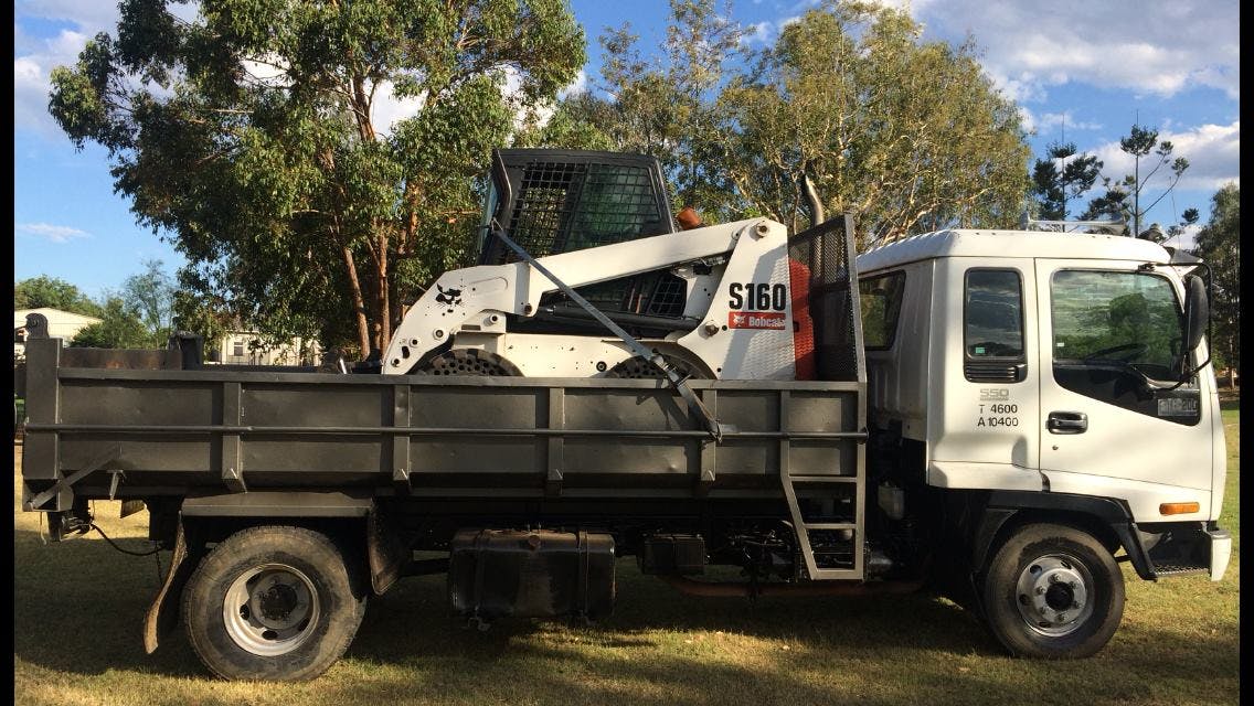 Logo of Betta Earthworks