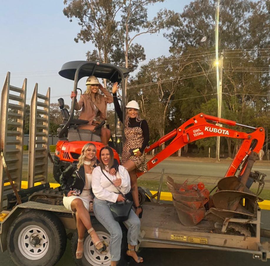 Logo of Point Blank Excavations