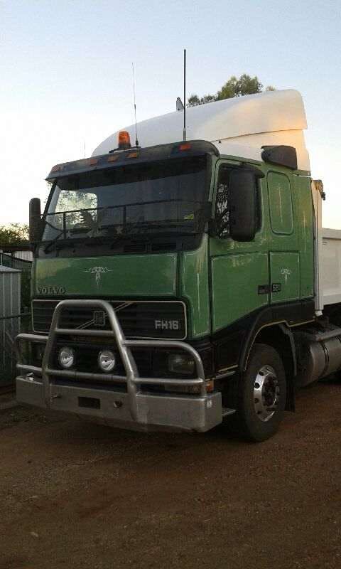 Logo of Bliesner Contracting