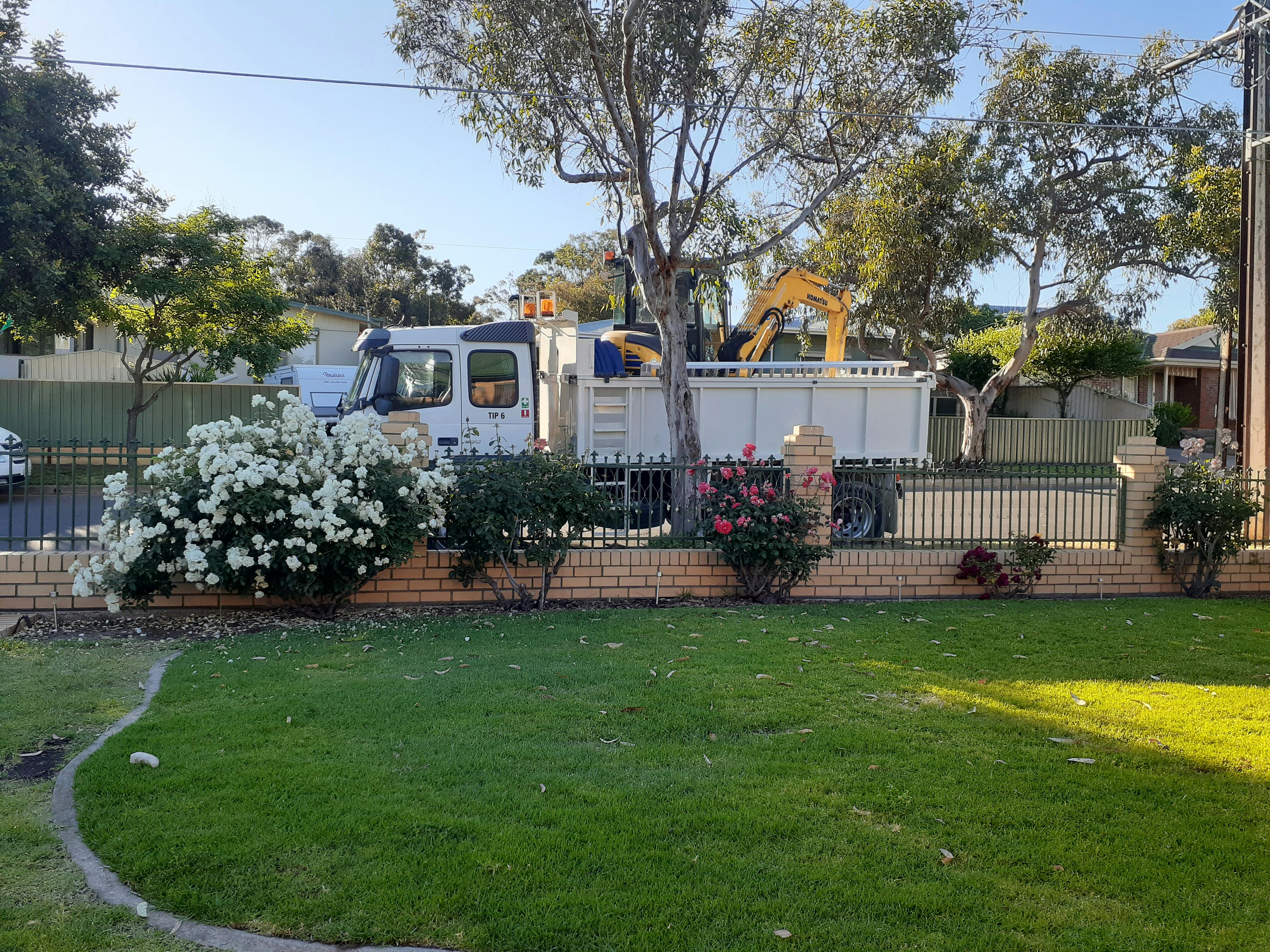 Logo of KJM CONSTRUCTIONS pty ltd