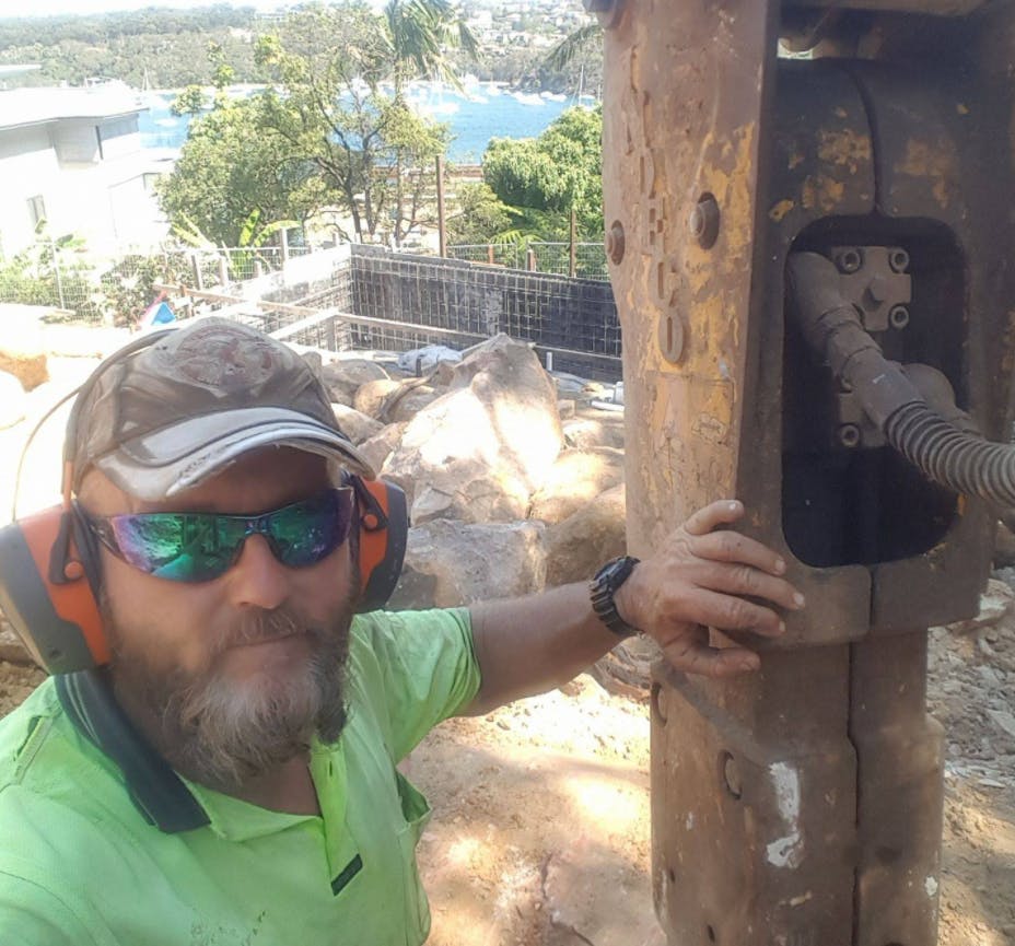 Logo of Aardvark Earthworks