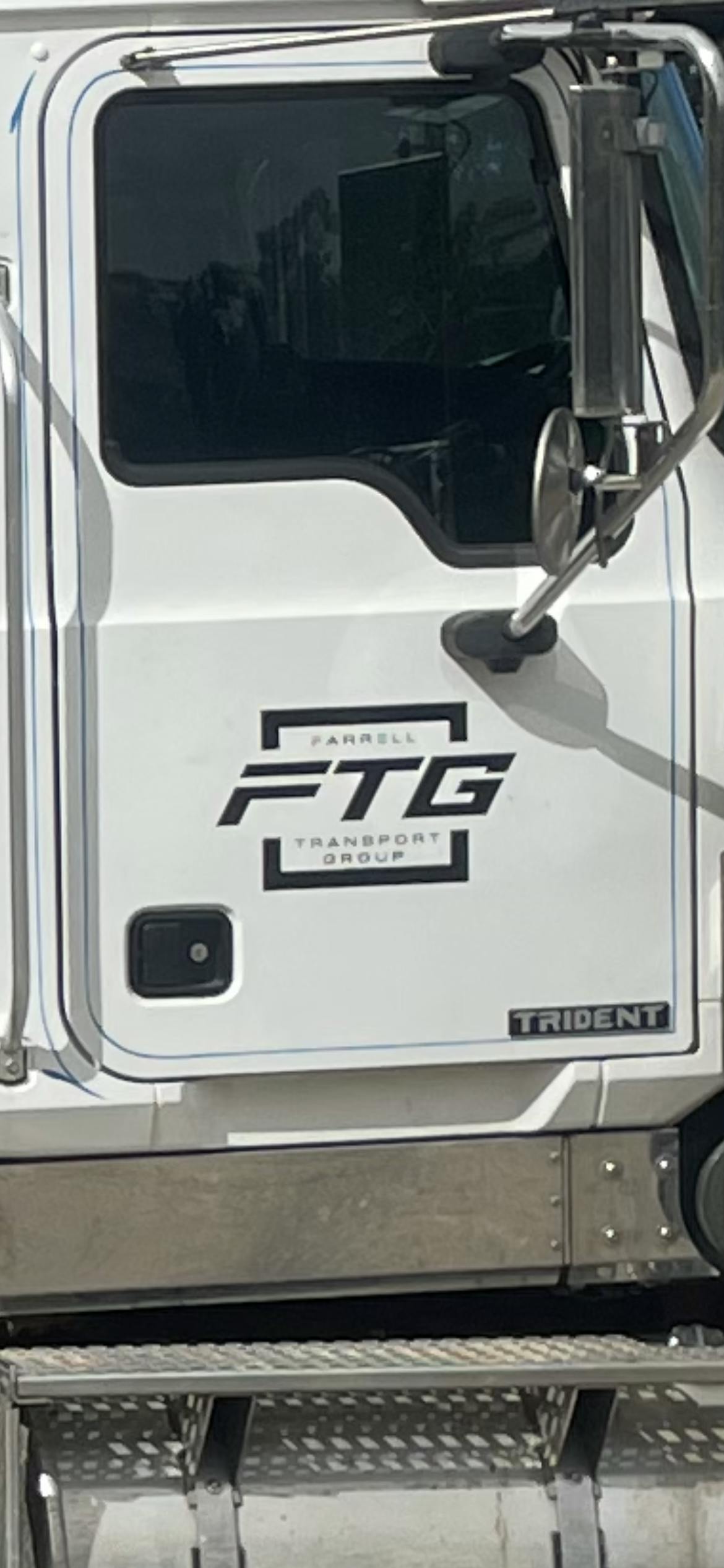 Logo of FTG (Farrell Transport Group)