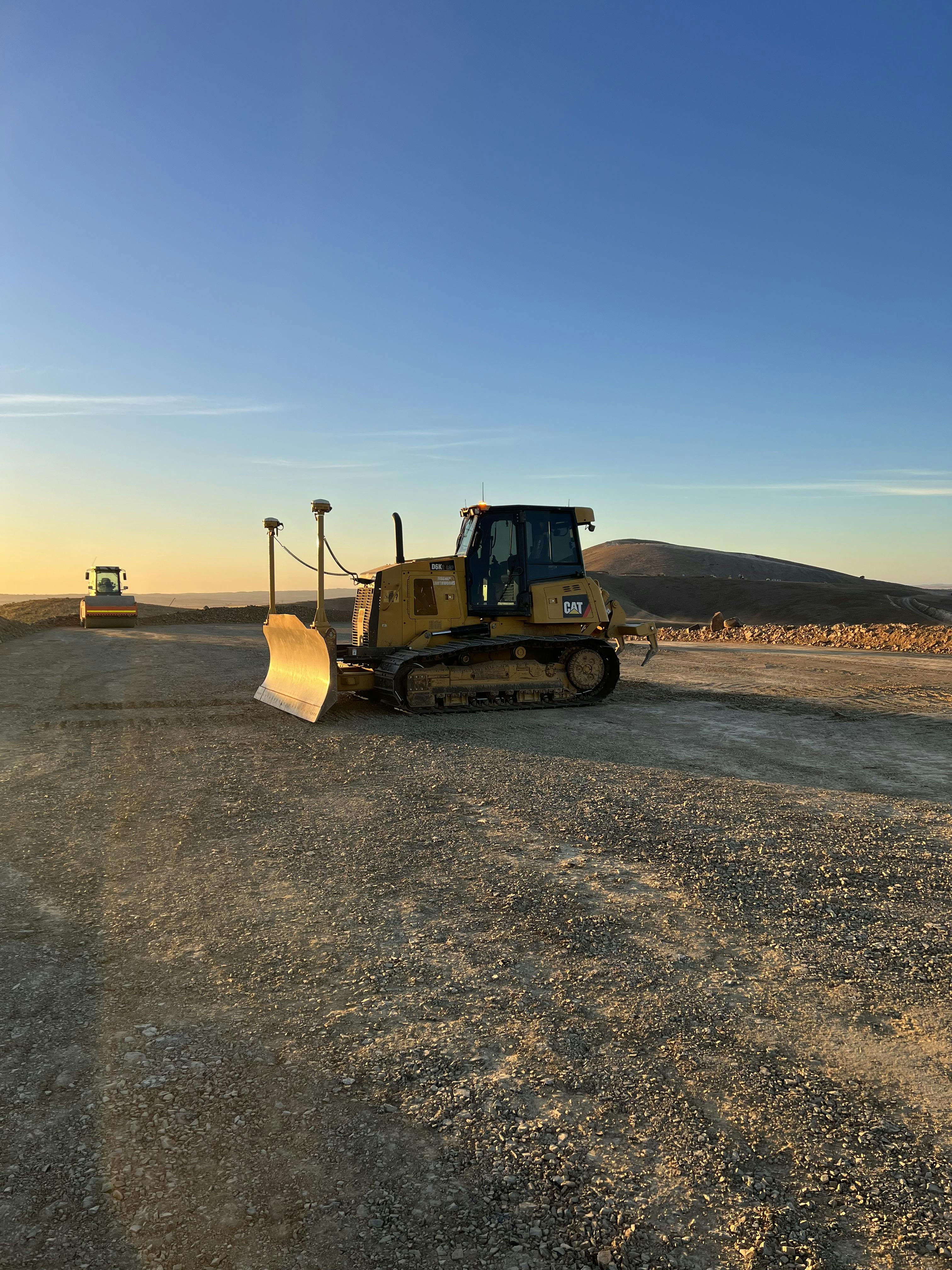 Logo of FISCHER EARTHWORKS