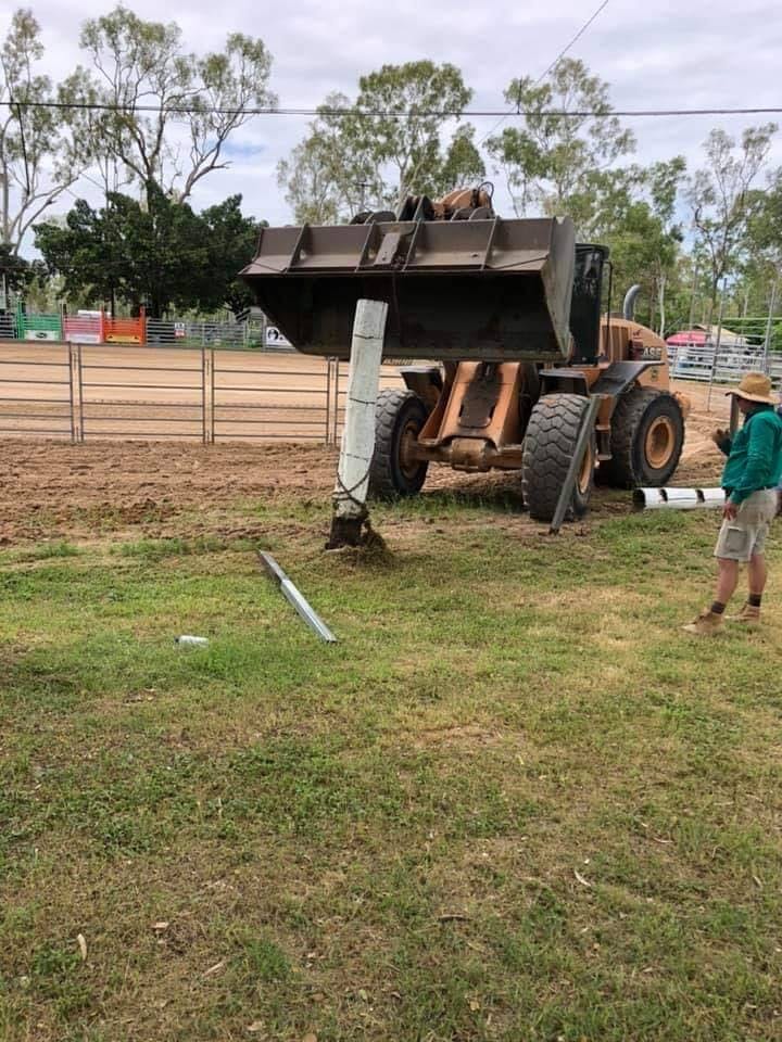 Logo of Laudham Park Sand & Loam