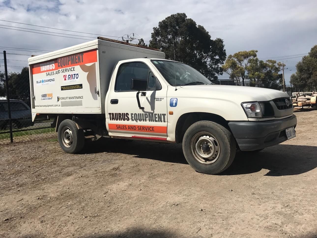 Logo of Taurus Equipment