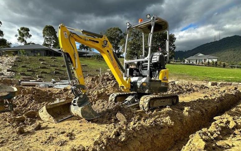 CMK Excavator Hire featured image