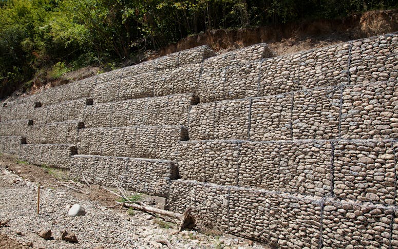 Retaining Wall Constructions featured image
