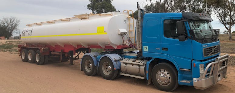 Mid North Water Truck and Tipper Hire featured image